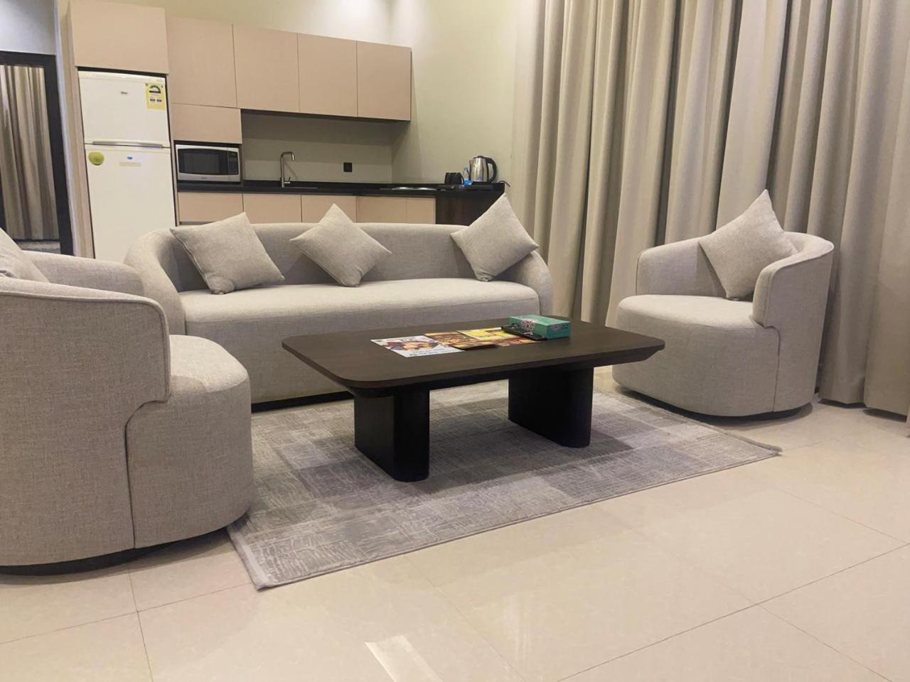 Darina Serviced Apartments Rijad Zewnętrze zdjęcie